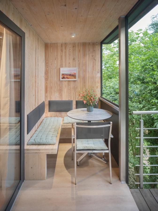 Appartamento Baumhaus Im Vogelgesang Heuchelheim-Klingen Esterno foto